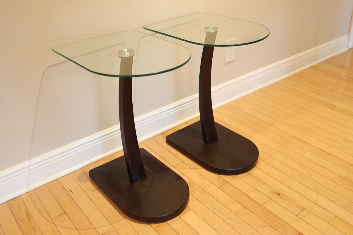 Pair Of Modern Glass-Top Accent Tables | Estatesales.org within Set Of 2 Square Minimalist Ice Blue Glass Top Accent Tables Pedestal Modern